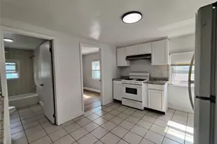 29 Harrison St, Poughkeepsie, NY 12601 - Photo 11