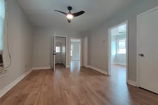 29 Harrison St, Poughkeepsie, NY 12601 - Photo 9