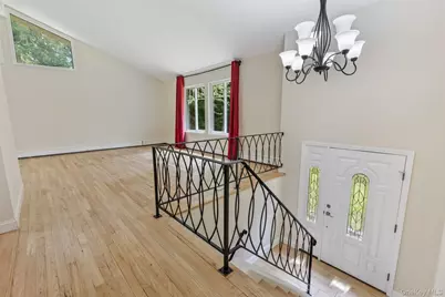 424 Cording Lane, Yorktown Heights, NY 10598 - Photo 3