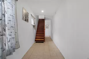 107-43 Inwood St, Jamaica, NY 11435 - Photo 5