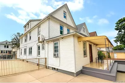 10743 Inwood Street, Jamaica, NY 11435 - Photo 3