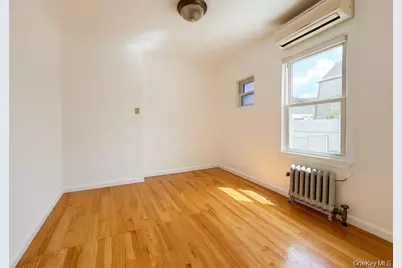 10743 Inwood Street, Jamaica, NY 11435 - Photo 19