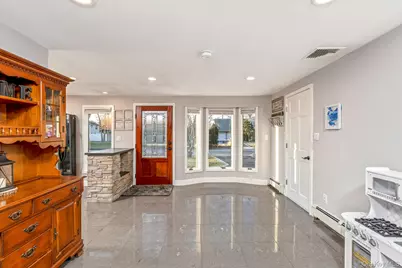 5 Longleaf Lane, Medford, NY 11763 - Photo 5