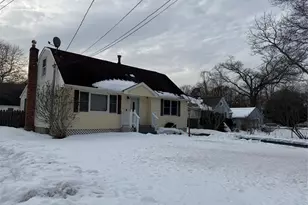 218 Bayview Dr, Mastic Beach, NY 11951 - Photo 3