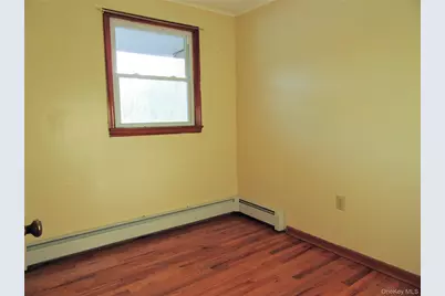 18 Station Road, Salisbury Mills, NY 12577 - Photo 7