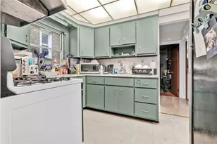 23-27 28th St, Astoria, NY 11105 - Photo 9