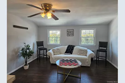 211 Iceland Drive, South Huntington, NY 11746 - Photo 17