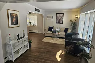 211 Iceland Dr, South Huntington, NY 11746 - Photo 5