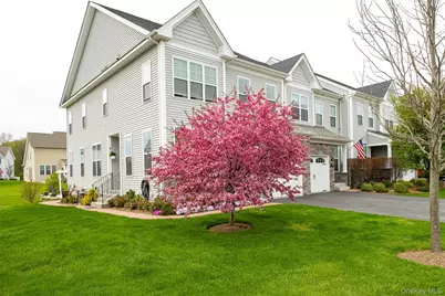 51 Lewis Road, Hopewell Junction, NY 12533 - Photo 3