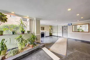 63-95 Austin St, Rego Park, NY 11374 - Photo 21