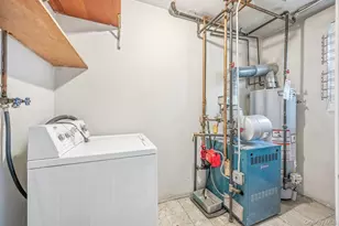 23-23 32nd St, Astoria, NY 11105 - Photo 25