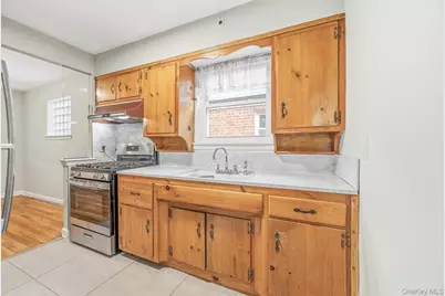 2323 32nd Street, Astoria, NY 11105 - Photo 11