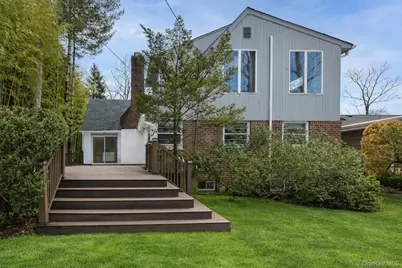 127 Wooleys Lane, Great Neck, NY 11023 - Photo 31