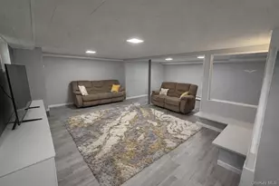 892 Lilac Dr, Massapequa, NY 11758 - Photo 11