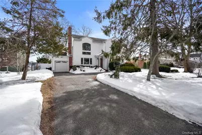 53 Hewitt Boulevard, Center Moriches, NY 11934 - Photo 41