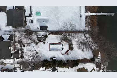 53 Hewitt Boulevard, Center Moriches, NY 11934 - Photo 39