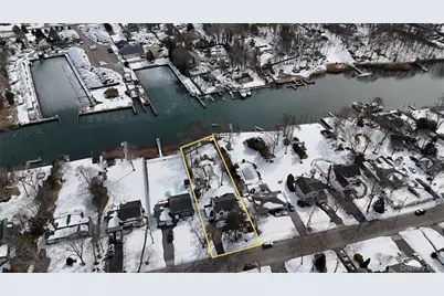 53 Hewitt Boulevard, Center Moriches, NY 11934 - Photo 33