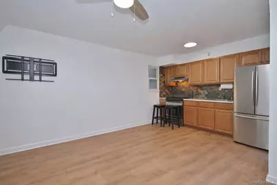 423 Parkview Avenue, Yonkers, NY 10710 - Photo 19