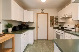 101 Red Star Rd, Greenfield Park, NY 12435 - Photo 11