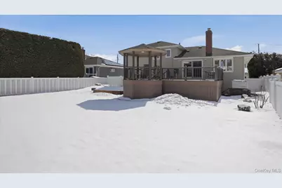 2432 Aron Drive N, Seaford, NY 11783 - Photo 29