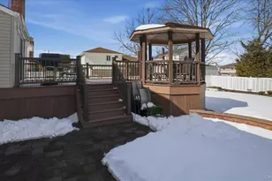 2432 Aron Dr N, Seaford, NY 11783 - Photo 23
