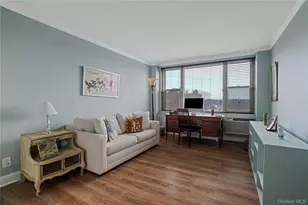 12 Old Mamaroneck Rd, White Plains, NY 10605 - Photo 17