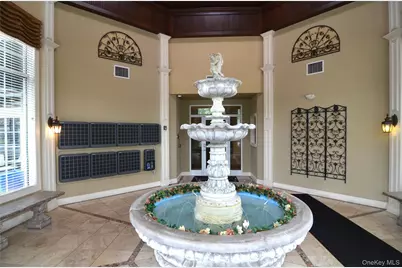 1308 Round Pointe Drive #1308, Haverstraw, NY 10927 - Photo 3