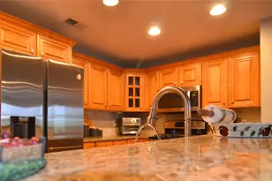 1308 Round Pointe Dr, Haverstraw, NY 10927 - Photo 5