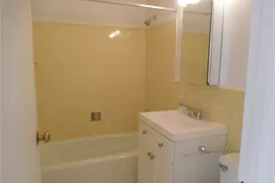 2 Consulate Dr, Tuckahoe, NY 10707 - Photo 9