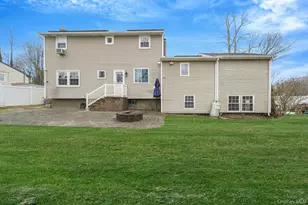 92 Hawthorne Rd, Kings Park, NY 11754 - Photo 29