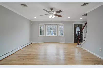 92 Hawthorne Road, Kings Park, NY 11754 - Photo 11