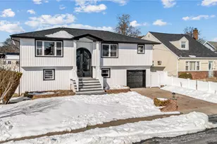 480 Hopatcong Ave, West Hempstead, NY 11552 - Photo 3