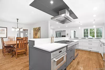 65 Howell Avenue, Larchmont, NY 10538 - Photo 9