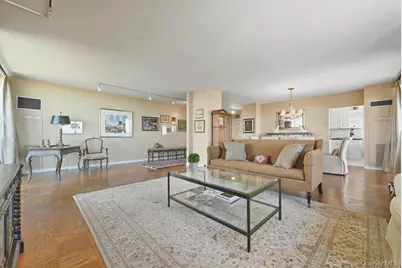 26910 Grand Central Parkway #31N, Floral Park, NY 11005 - Photo 5