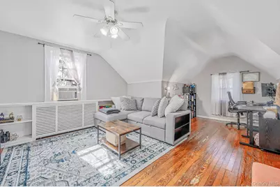 22 Fairview Boulevard, Hempstead, NY 11550 - Photo 29