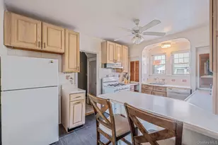 22 Fairview Blvd, Hempstead, NY 11550 - Photo 7