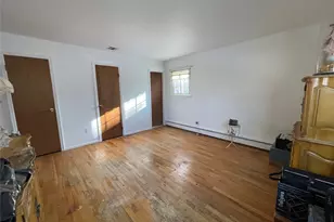 840 Robin Ct, Baldwin, NY 11510 - Photo 17