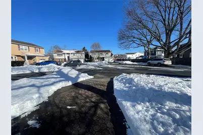 840 Robin Court, Baldwin, NY 11510 - Photo 33