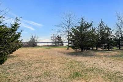 1000 9th Street #D38, Greenport, NY 11944 - Photo 17