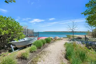 1000 9th St, Greenport, NY 11944 - Photo 15