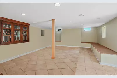 321 Sound Beach Boulevard, Sound Beach, NY 11789 - Photo 23