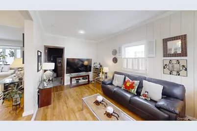 262 Cherry Place, East Meadow, NY 11554 - Photo 7