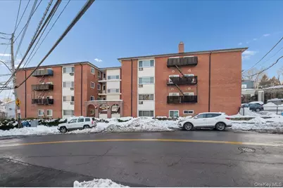 900 Midland Avenue #1D, Yonkers, NY 10704 - Photo 1