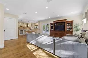 755 N Village Ave, Rockville Centre, NY 11570 - Photo 9