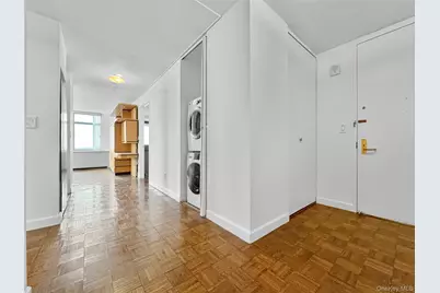 11201 Queens Boulevard #18C, Forest Hills, NY 11375 - Photo 5