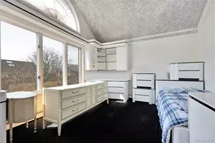 708 Park Ln, Cedarhurst, NY 11516 - Photo 15