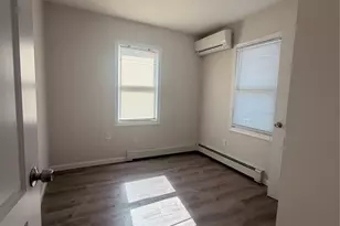 629 Lakeway Dr, West Babylon, NY 11704 - Photo 13