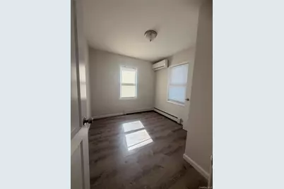 629 Lakeway Drive, West Babylon, NY 11704 - Photo 9