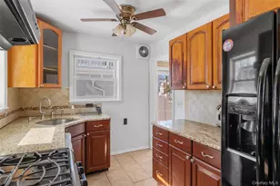 682 Rose Blvd, Baldwin, NY 11510 - Photo 11