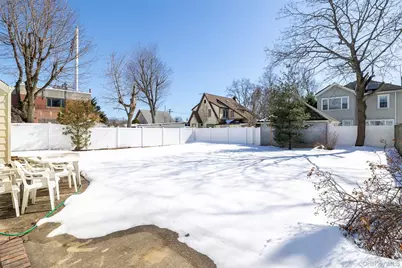 682 Rose Boulevard, Baldwin, NY 11510 - Photo 19